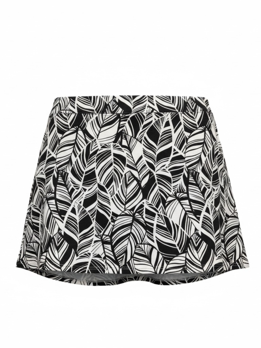 Coral Bay Black & White Leaf-Print Skorts
